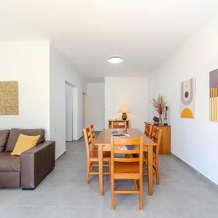 Amelia By Sunnyway 알부페이라